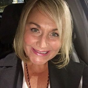 Meet your Posher, Vikki